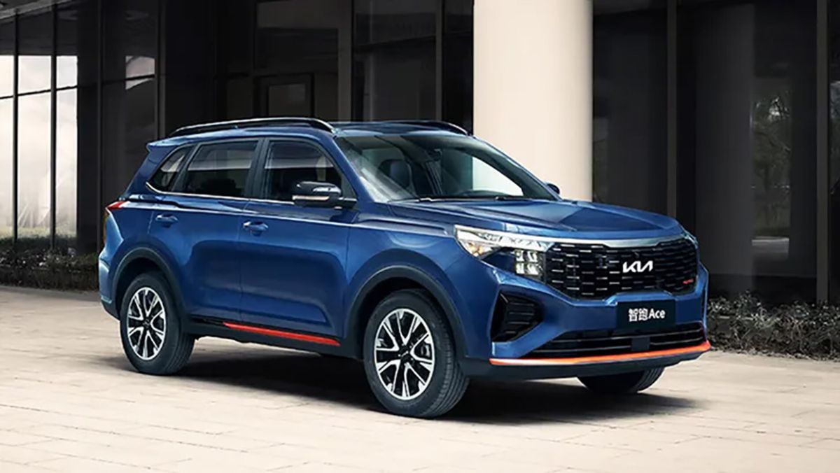 Новые-kia-sportage-ace-предлагают-в-России-от-2,42-млн-рублей-под-заказ,-в-наличии-есть-машины-с-мотором-160-и-200-лс.