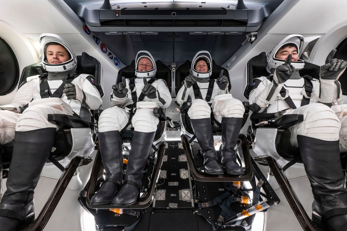 nasa-досрочно-вернёт-экипаж-crew-11-с-МКС-из-за-медицинской-проблемы-у-астронавта