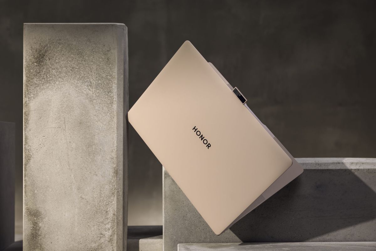 В-России-стартовали-продажи-ультрабука-honor-magicbook-art-14-2025