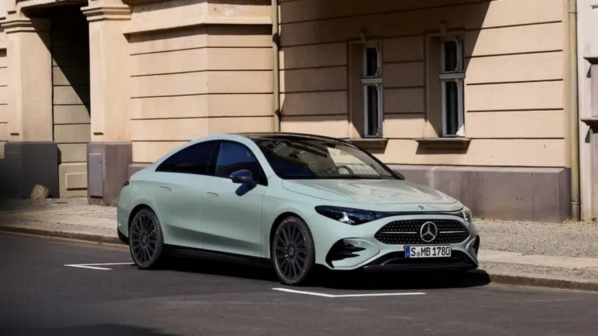 Новая-реальность:-свежий-mercedes-benz-cla-220-оснащен-1,5-литровым-двигателем,-созданным-совместно-с-geely,-который-выпускают-в-Китае