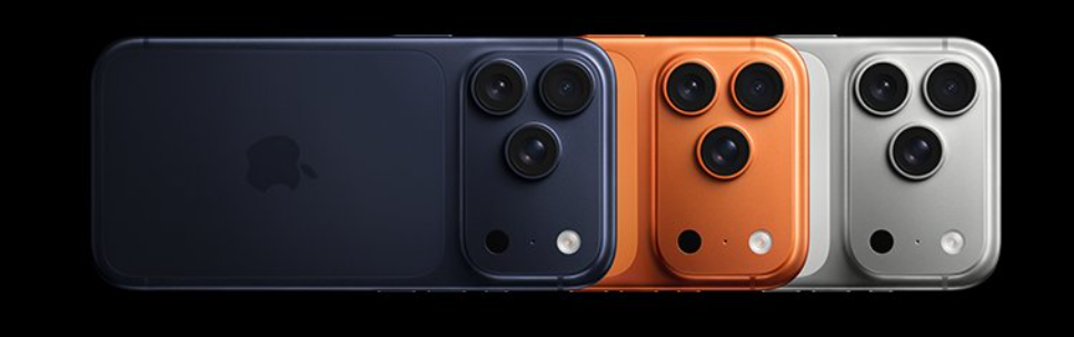 iphone-air,-iphone-17,-iphone-17-pro-и-iphone-17-pro-max-уже-поступают-покупателям.-Старшие-модели-распроданы,-заказы-начнут-доставлять-в-октябре