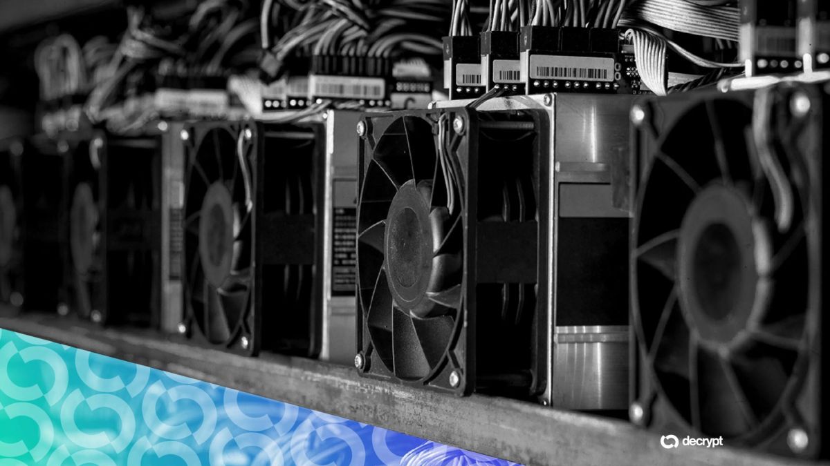 ИИ-«пожирает»-майнинг.-Компания-bitfarm,-владеющая-12-ЦОД-для-майнинга,-собирается-перестраивать-их-в-ЦОД-для-ИИ