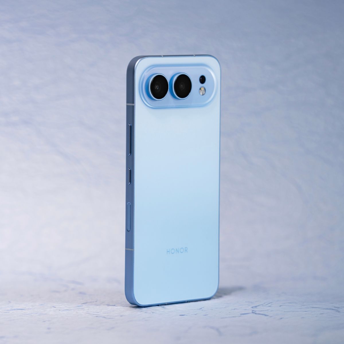 Таким-может-быть-iphone-air-2:-инсайдер-показал-honor-500,-добавив,-что-у-смартфона-есть-небольшой-секрет