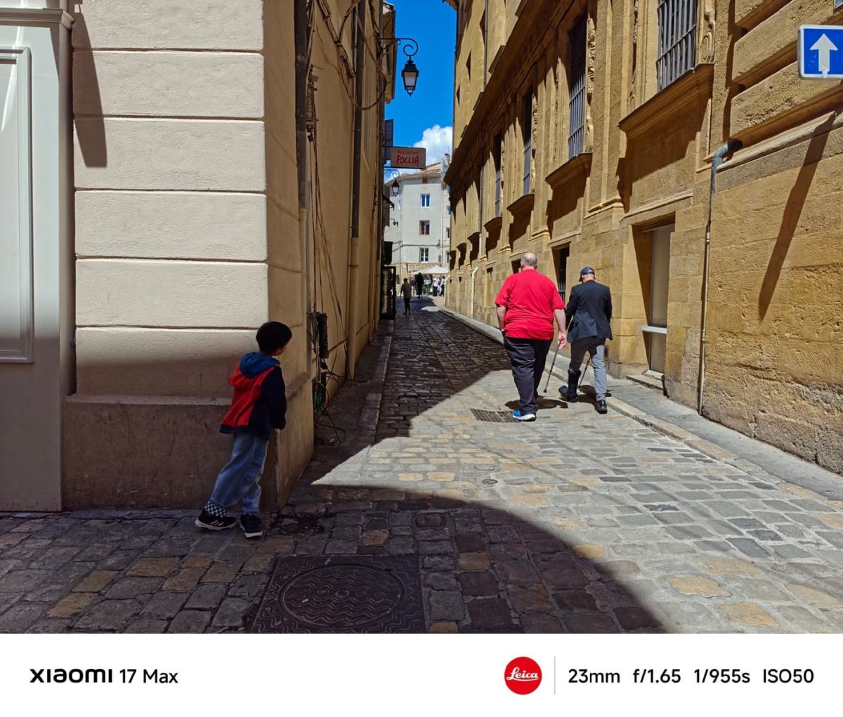 Первая-в-истории-xiaomi-подобная-камера-leica-на-200-Мп-и-батарея-8000-мА·ч:-опубликованы-примеры-работы-камеры-xiaomi-17-max