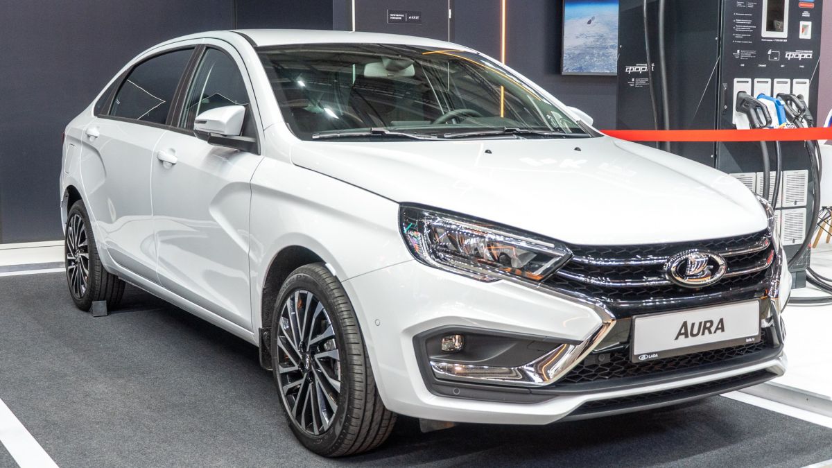 lada-aura-подешевела-на-400-тысяч-рублей:-кредит-или-трейд-ин-не-нужны