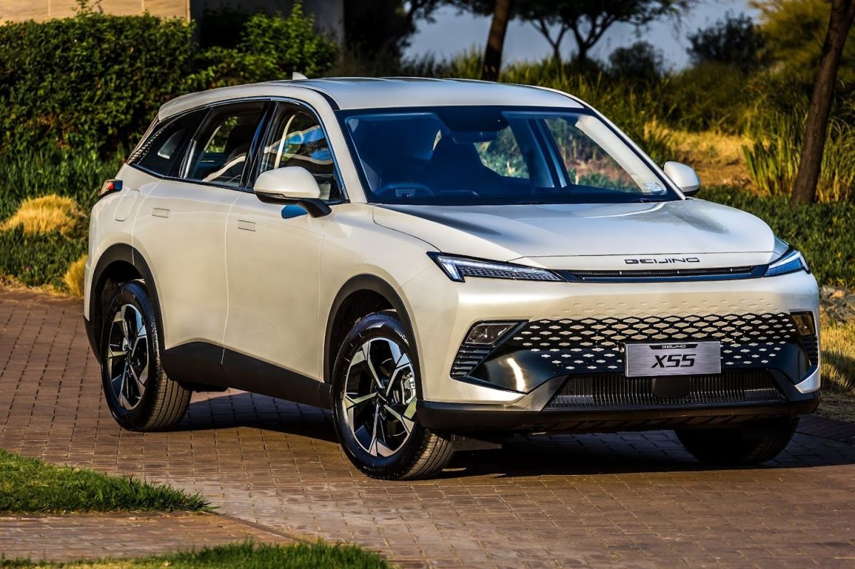 Замена-toyota-rav4.-Собираемый-в-России-кроссовер-baic-x55-очень-сильно-подорожал