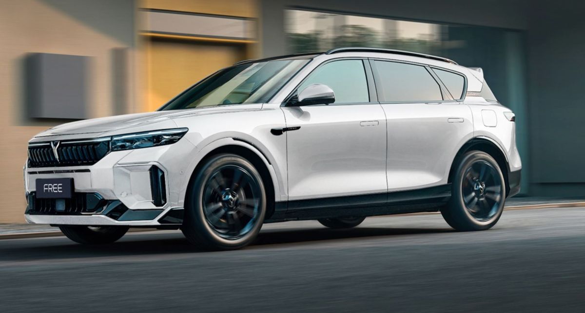 li-auto-l7-повержен:-самым-популярным-гибридом-в-России-стал-voyah-free