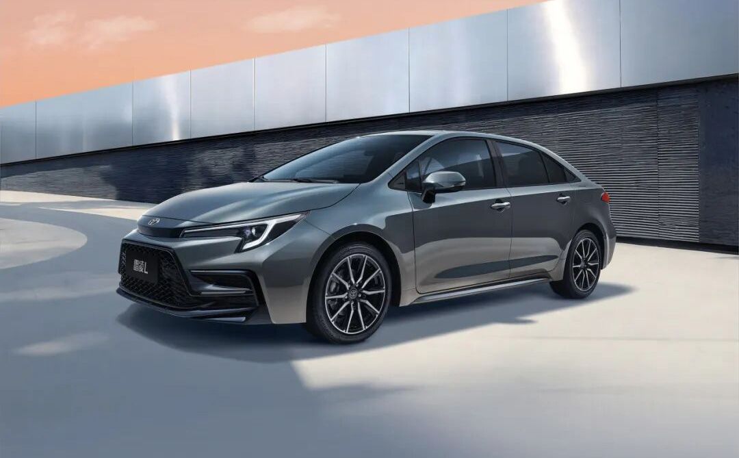 Совершенно-новая-toyota-corolla-для-тех,-кому-не-нравится-дизайн-camry:-рассекречен-toyota-levin-l-—-и-у-него-три-варианта-моторов-в-отличие-от-corolla