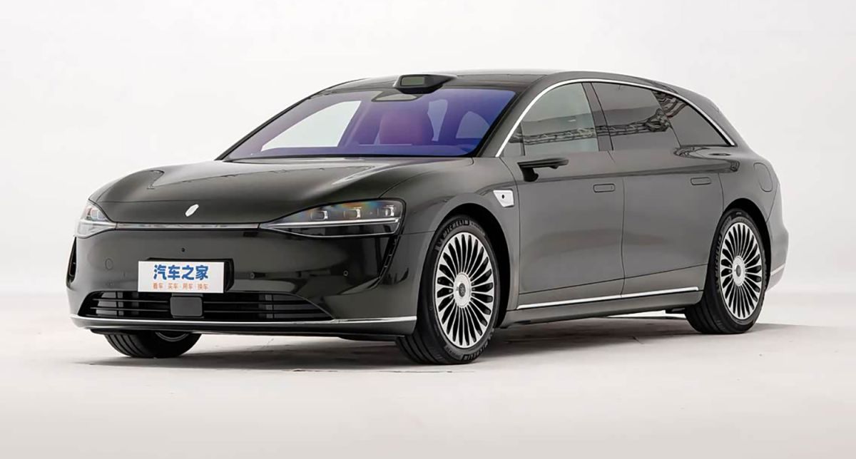Заменитель-skoda-superb-и-volkswagen-passat-от-huawei-и-baic-представлен-официально-stelato-s9t-за-309,8-тыс.-юаней-(3,6-млн-рублей)-собрал-5000-заказов-за-час