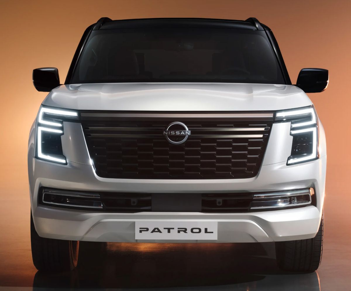 У-российских-дилеров-появились-новые-nissan-patrol-2025-года-из-США-и-ОАЭ.-Машины-завозят-через-Белоруссию