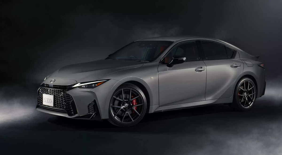 Представлен-lexus-is-2026