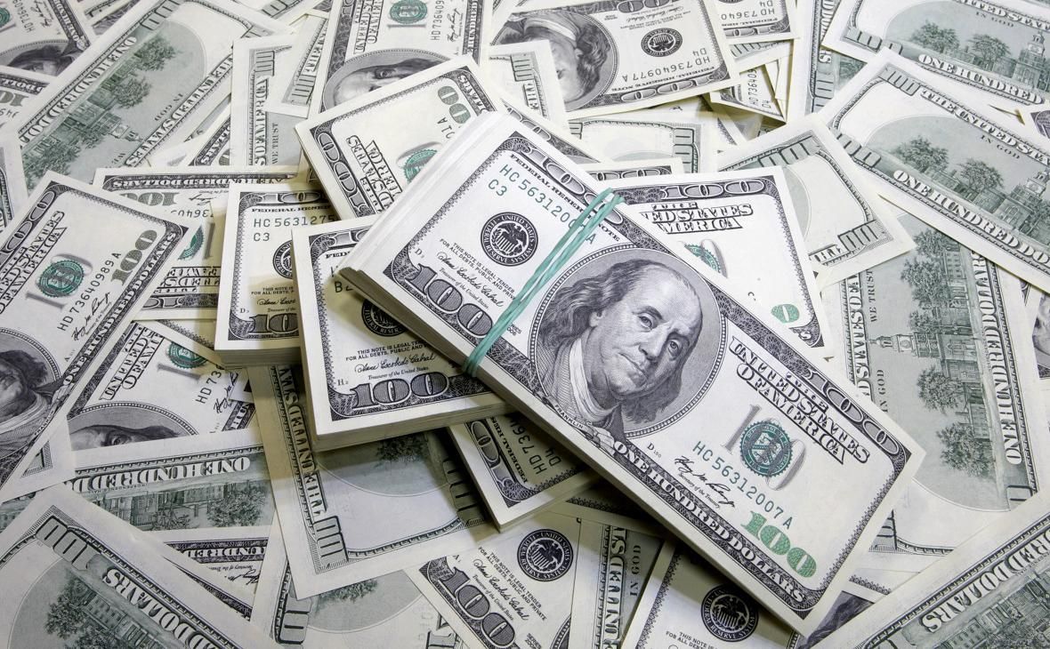 Фото: ЦБ установил курс доллара ниже 71 рубля на 28 мая