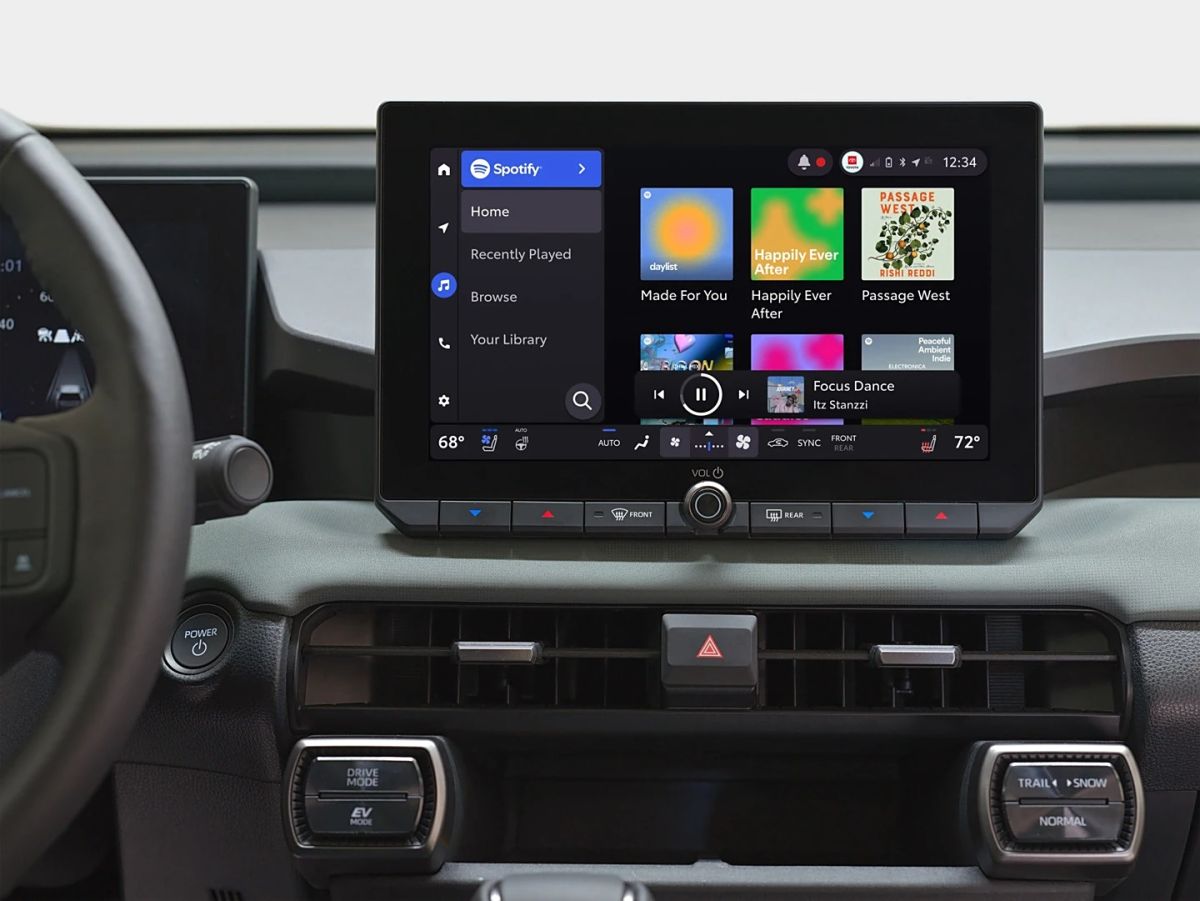 Мультимедиа-toyota-нового-поколения-дебютирует-в-toyota-rav4-2026,-а-затем-появится-в-других-моделях