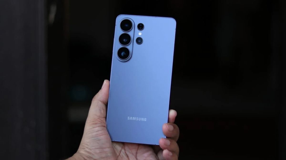 samsung-galaxy-s26-ultra-получил-25-ваттную-беспроводную-зарядку,-но,-как-оказалось,-её-поддерживают-не-все-магнитные-чехлы