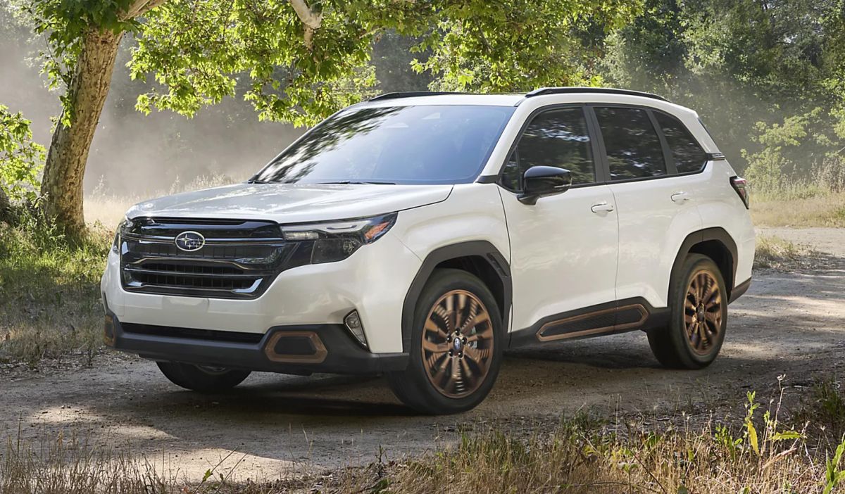 В-России-представили-subaru-forester-шестого-поколения:-2,5-литровый-мотор-и-топовое-оснащение-за-7,6-млн-рублей