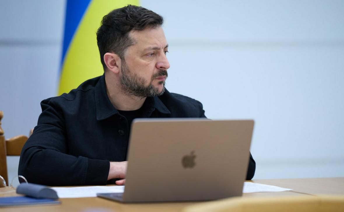 Фото: Зеленский допустил «очень плохую эскалацию» в отношениях с Польшей