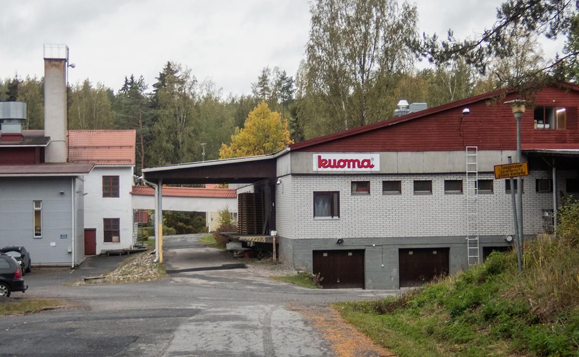Фото: Финская компания Kuomiokoski Oy, выпускающая обувь под брендом Kuoma, закроет фабрику в поселке Куомиокоски и перенесет производ…