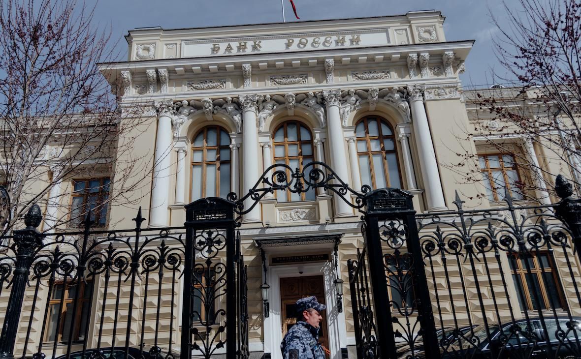 Фото: Банк России отменил размещение акций «Петрокартона» на MOEX Start