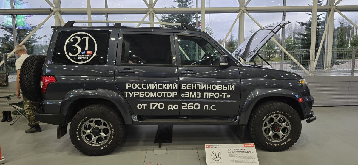 Представлен-УАЗ-«Патриот»-с-турбомотором-мощностью-210-лс.