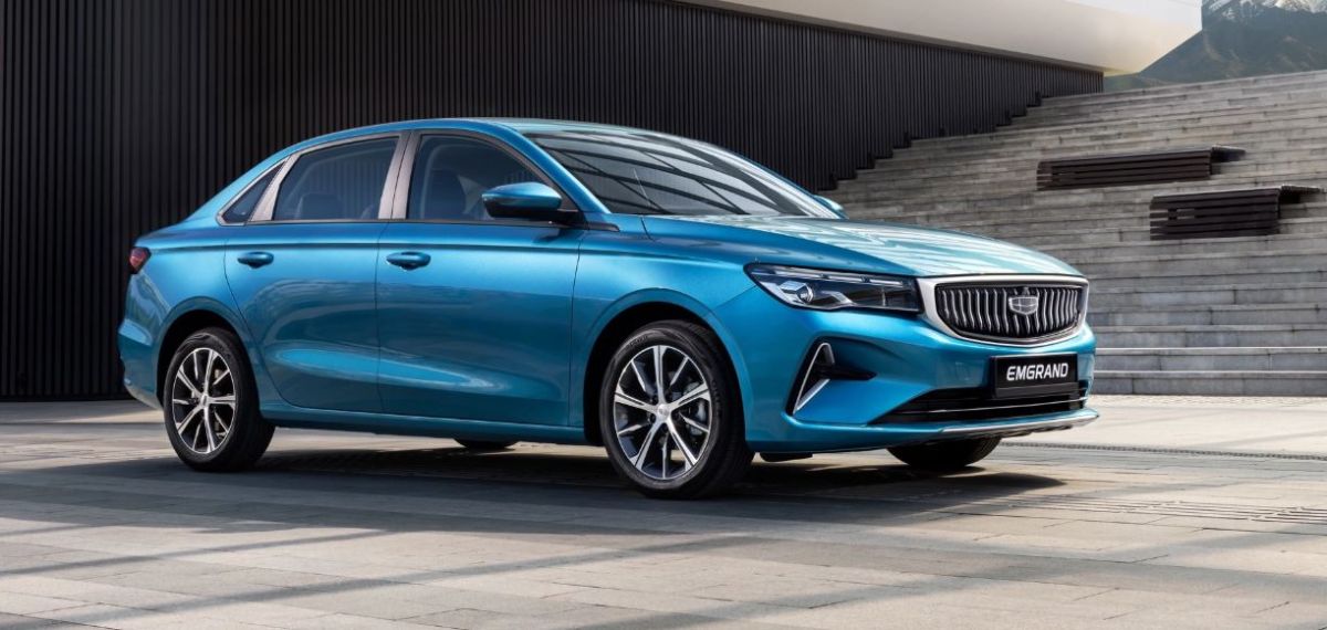 Прощай,-emgrand:-geely-убрала-популярный-седан-из-российской-линейки,-но-замено-ему-уже-есть