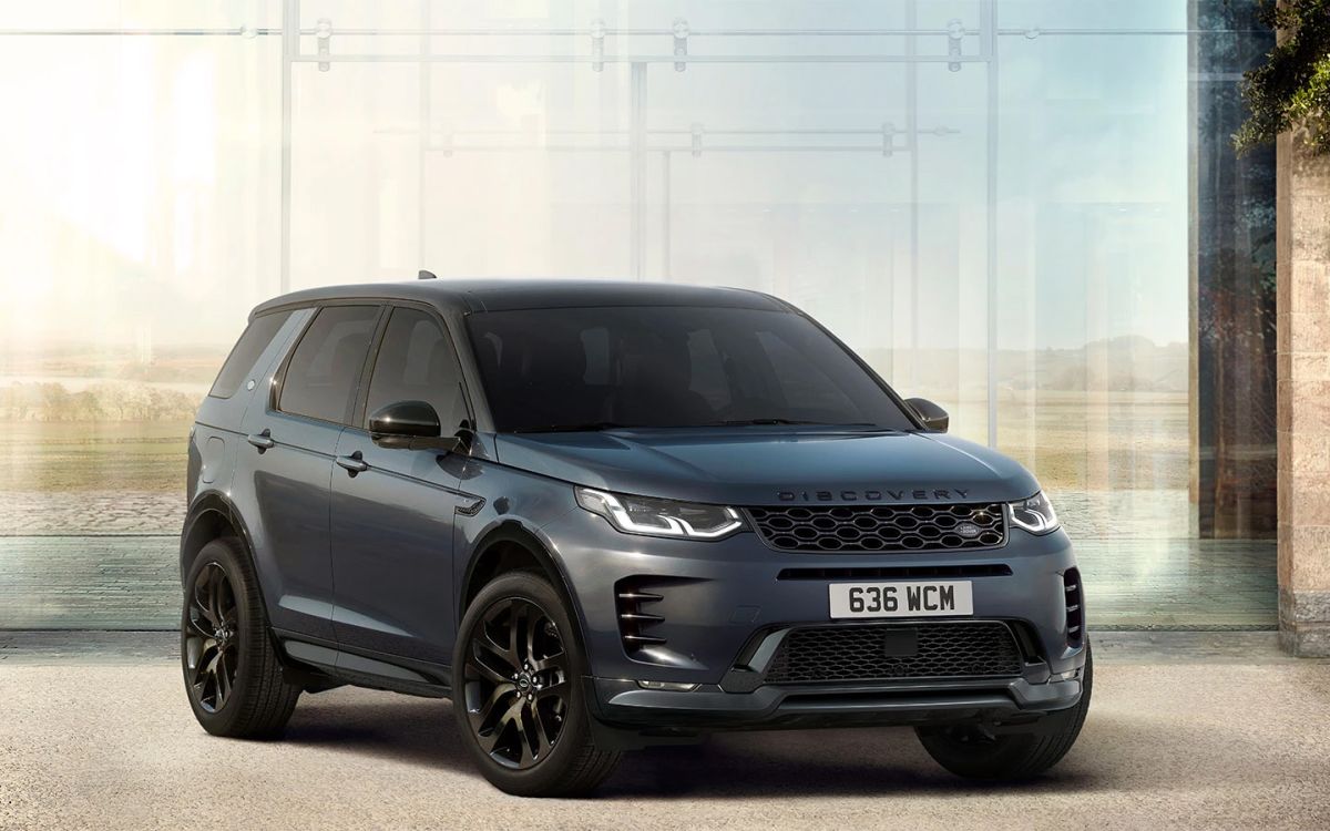 Рестайлинговый-land-rover-discovery-sport-2025-появился-у-российских-дилеров:-британский-премиум-по-цене-от-6-млн-рублей