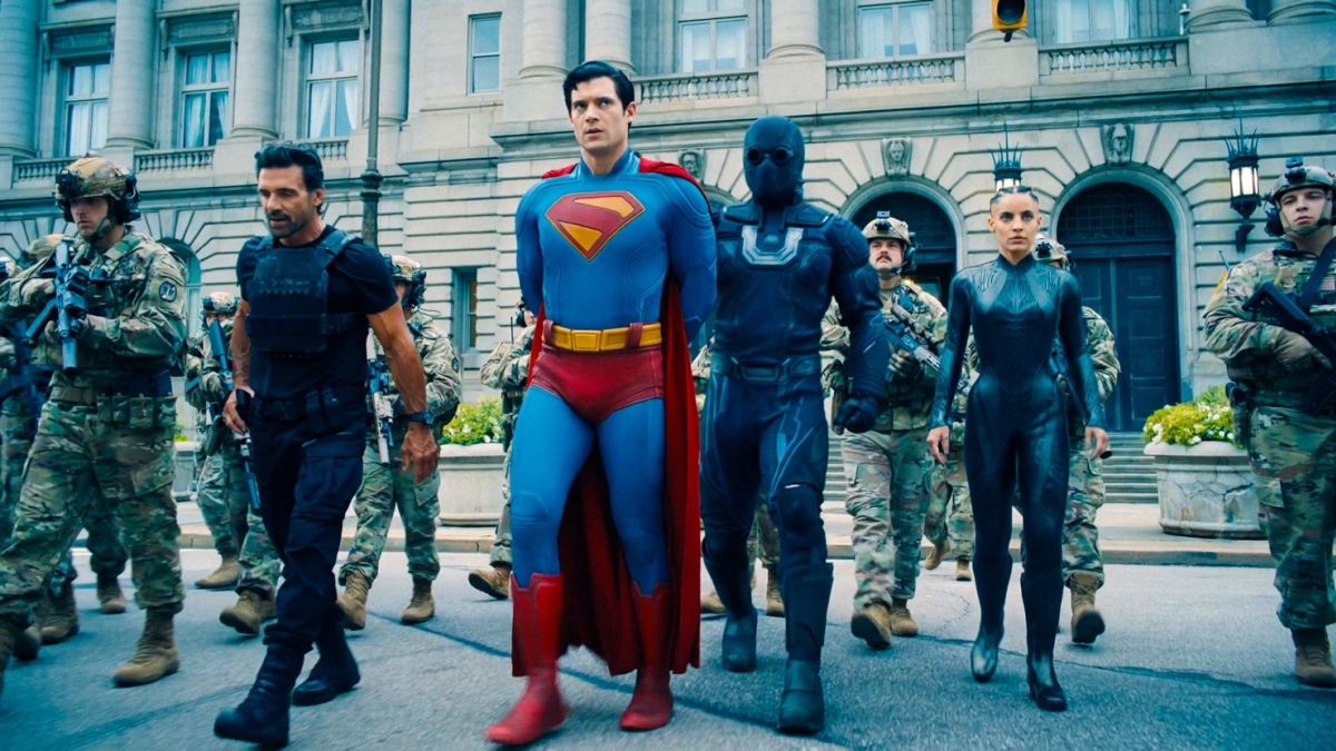 Все-хотят-warner-bros!-За-право-обладать-компанией-схлестнулись-netflix,-paramount,-amazon-и-comcast