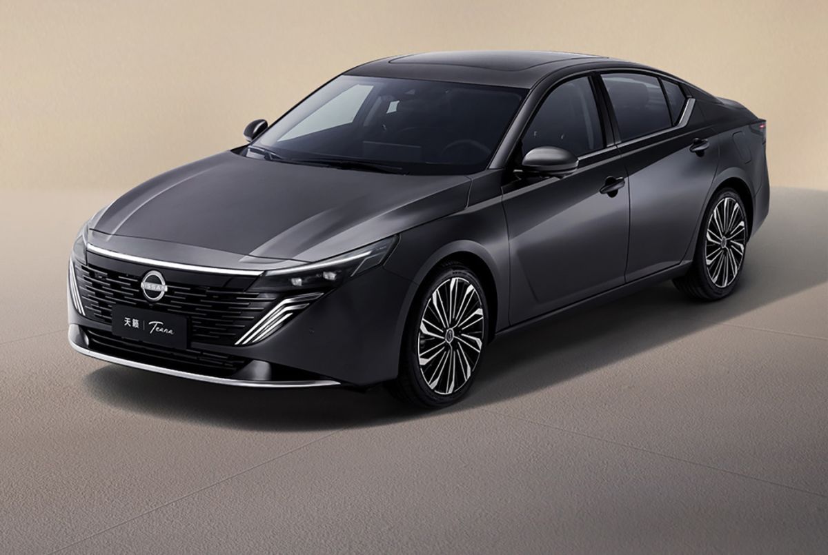 Аналог-toyota-camry-от-nissan.-Представлен-совершенно-новый-nissan-teana-plus