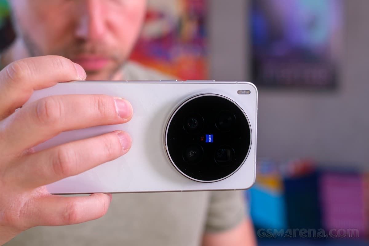 vivo-запускает-глобальные-продажи-новейших-смартфонов-x300-ultra-и-x300-fe
