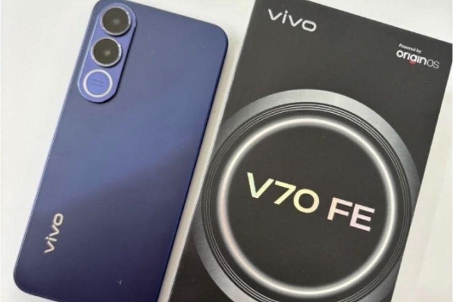 200-Мп,-7000-мАч,-90-Вт,-6-лет-обновлений-и-ip69.-Смартфон-vivo-v70-fe-полностью-рассекречен