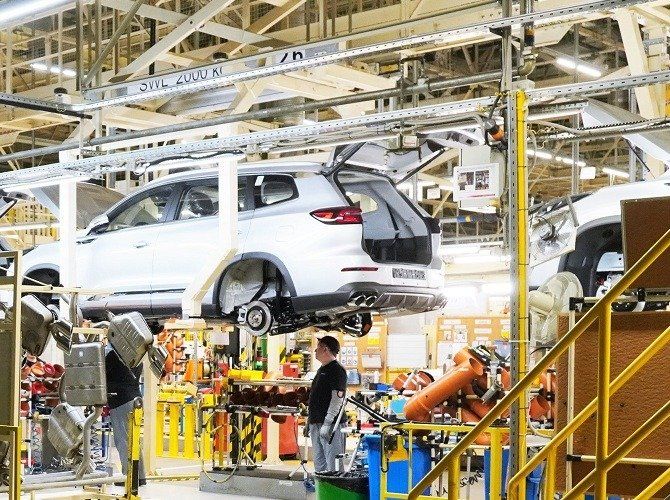 Сборка-xcite-остановилась.-Бывший-завод-nissan,-где-выпускали-lada-x-cross-5,-а-также-планируют-собирать-lada-iskra,-ушёл-в-отпуск