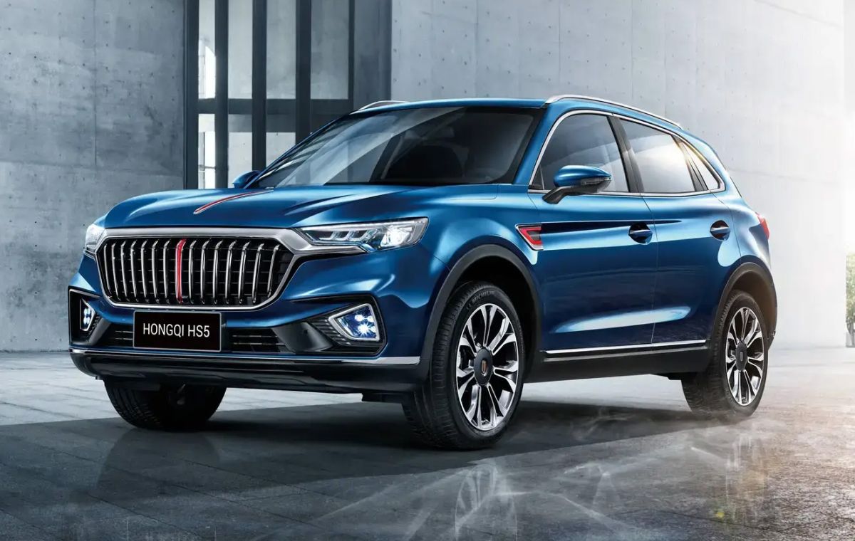 В-России-начнут-выпускать-китайские-автомобили-премиум-класса-—-hongqi-и-avatr