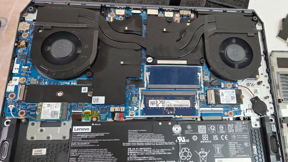 Игровые-ноутбуки-lenovo-loq-с-процессорами-intel-core-hx-и-графикой-geforce-rtx-массово-«умирают»,-у-одного-пользователя-материнская-плата-ломалась-три-раза