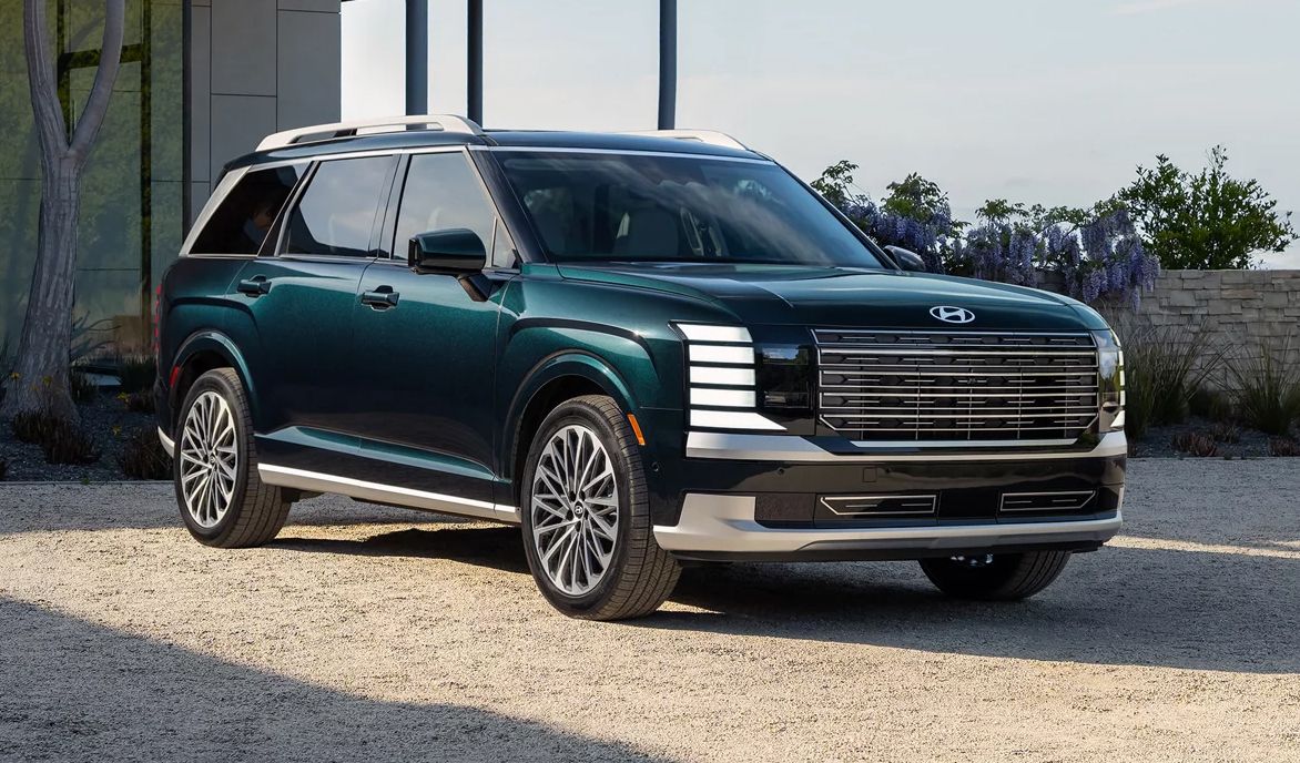 Новые-hyundai-palisade-с-2,5-литровым-мотором-дилеры-продают-в-России-по-цене-от-7,7-млн-рублей,-но-некоторые-предлагают-скидки-до-1,6-млн-рублей-за-trade-in
