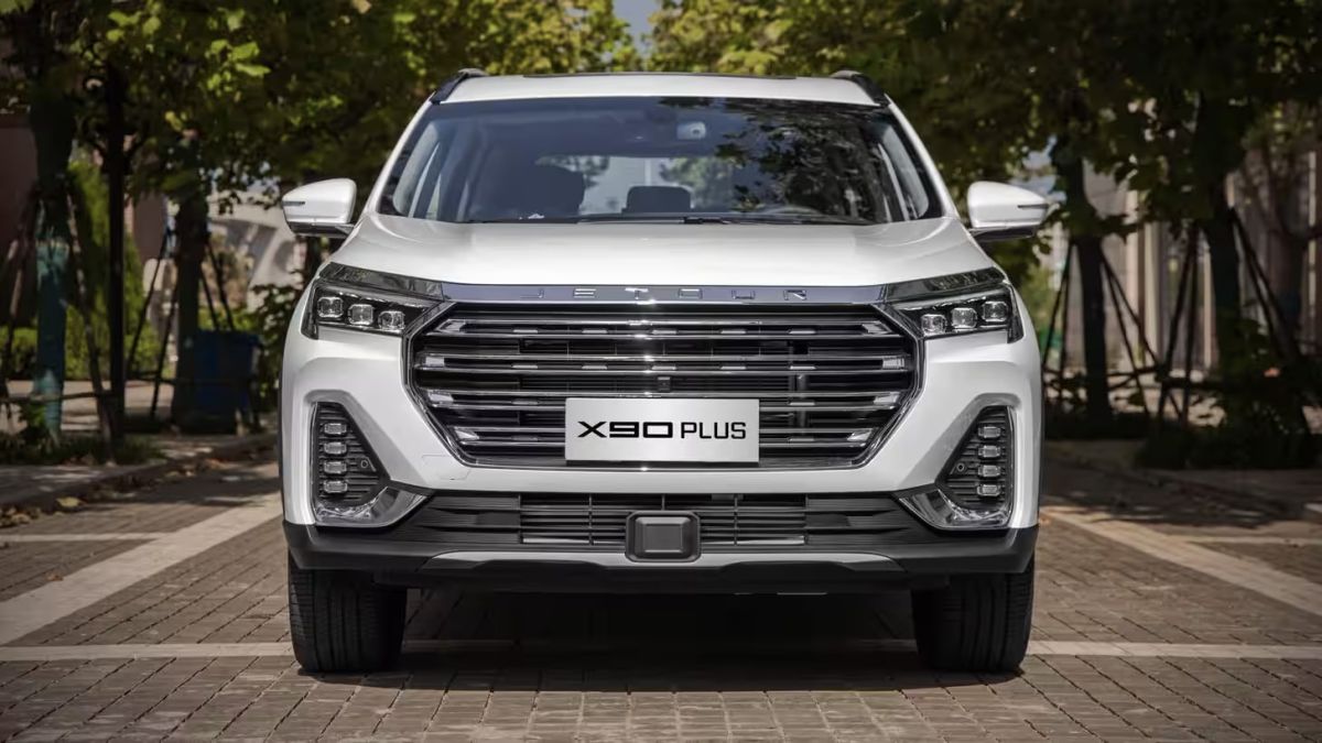 В-России-изменились-цены-на-кроссоверы-jetour-dashing-и-jetour-x90-plus