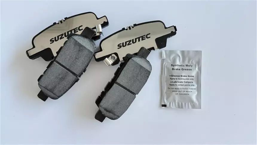 Не-suzuki,-а-suzutec.-Владельцам-японских-машин-suzuki-в-России-предложат-новые-запчасти-под-маркой-suzutec