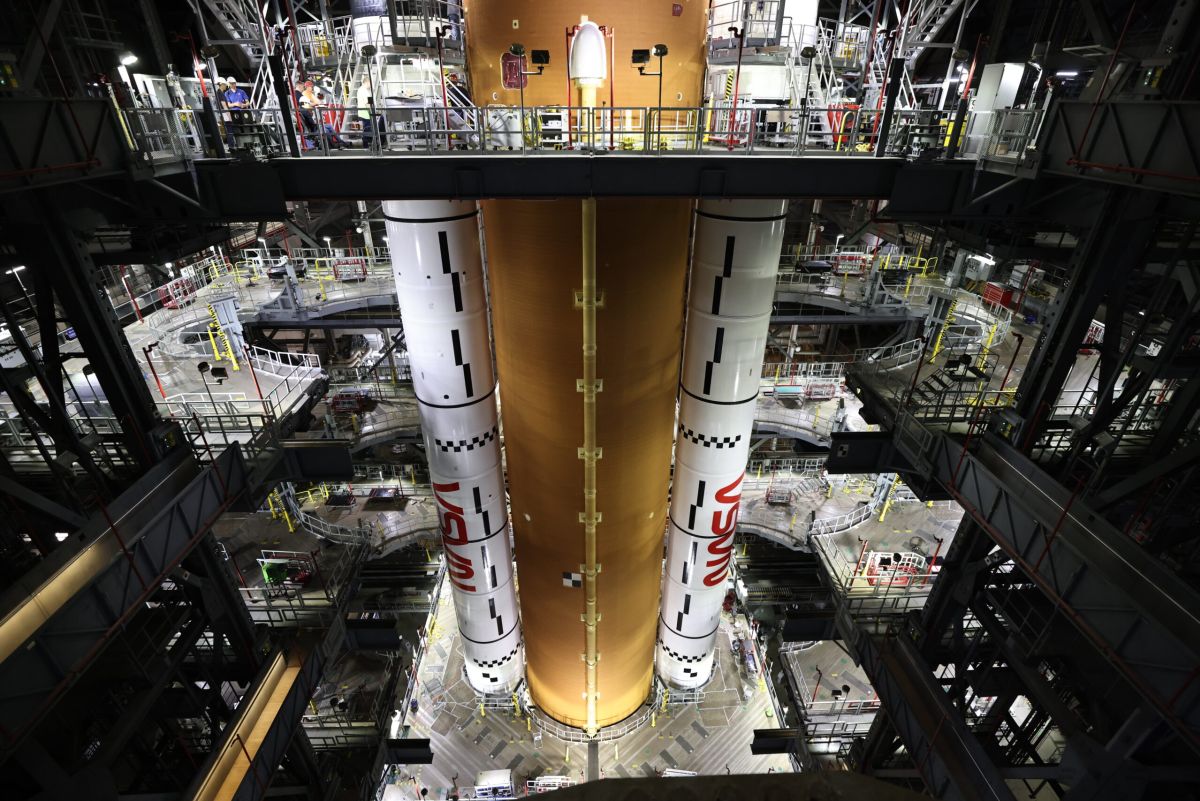 nasa-модернизировало-ракету-sls-для-первой-лунной-миссии-с-экипажем-artemis-ii