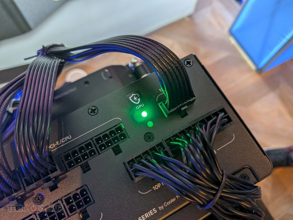 Видеокарты-с-разъёмом-12v-2×6-наконец-то-перестанут-гореть?-cooler-master-представила-защиту-gpu-shield-для-новых-блоков-питания-и-даже-отдельный-адаптер