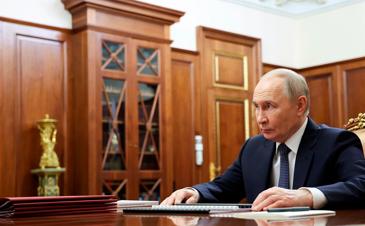 Путин-подписал-поправки-об-экстремистских-организациях