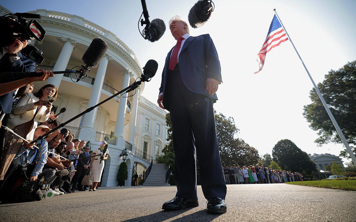 Трамп-заявил,-что-слова-Макрона-про-Палестину-«не-имеют-значения».-Видео