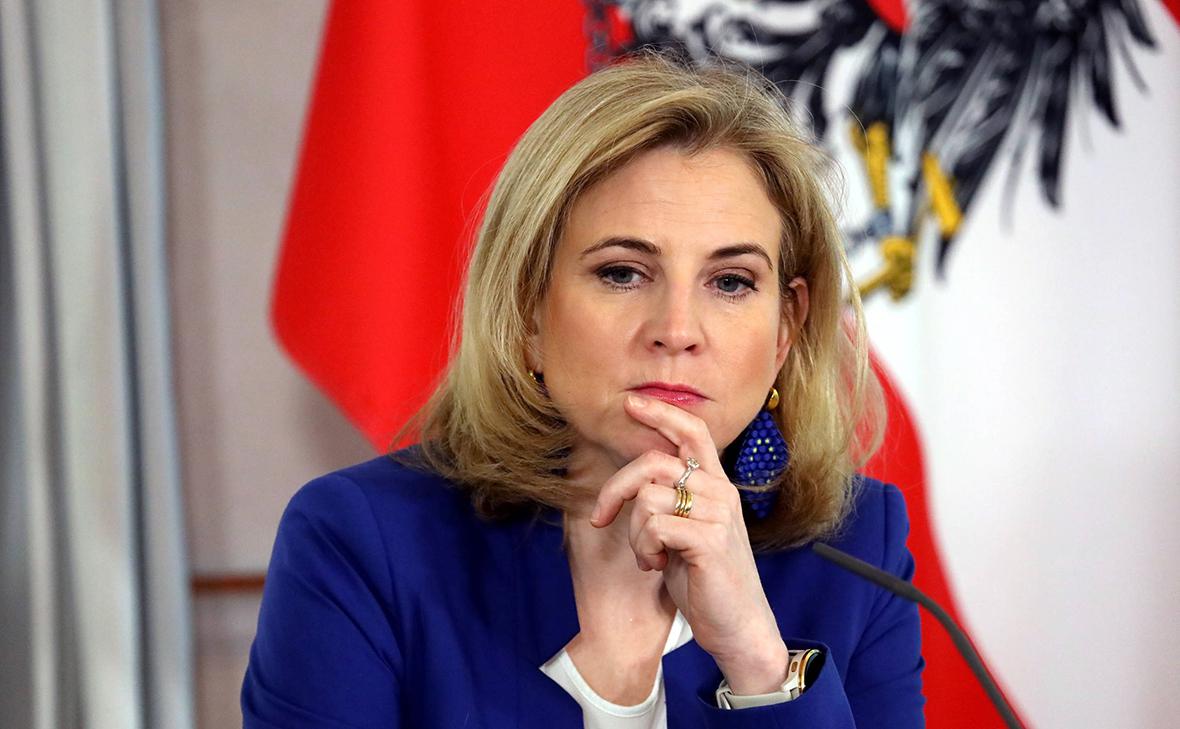 Австрия-заявила-о-готовности-обсудить-отказ-от-нейтралитета-из-за-России