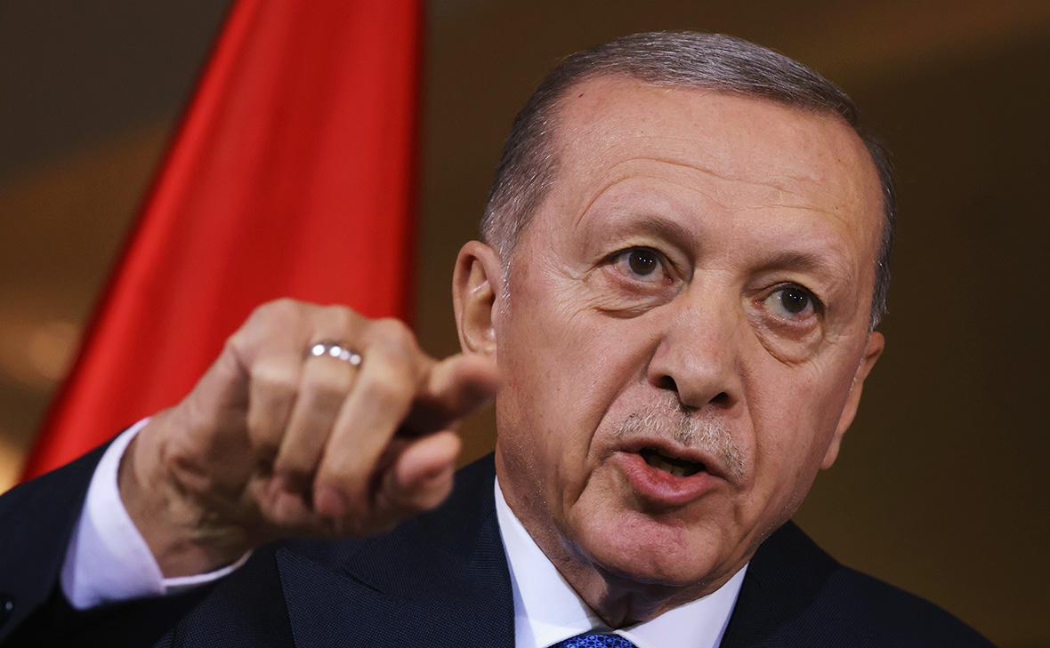 Эрдоган-заявил,-что-Турция-накроет-«стол-мира»
