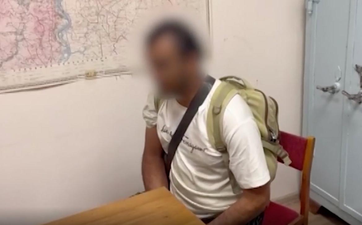 ФСБ-показала-задержание-мигранта-за-подготовку-убийства-военного