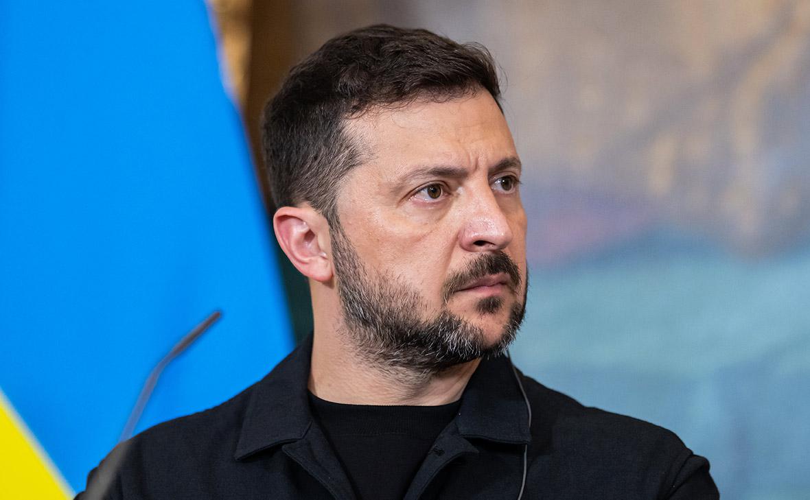 Зеленский-подписал-закон-о-повышении-возраста-контрактной-службы