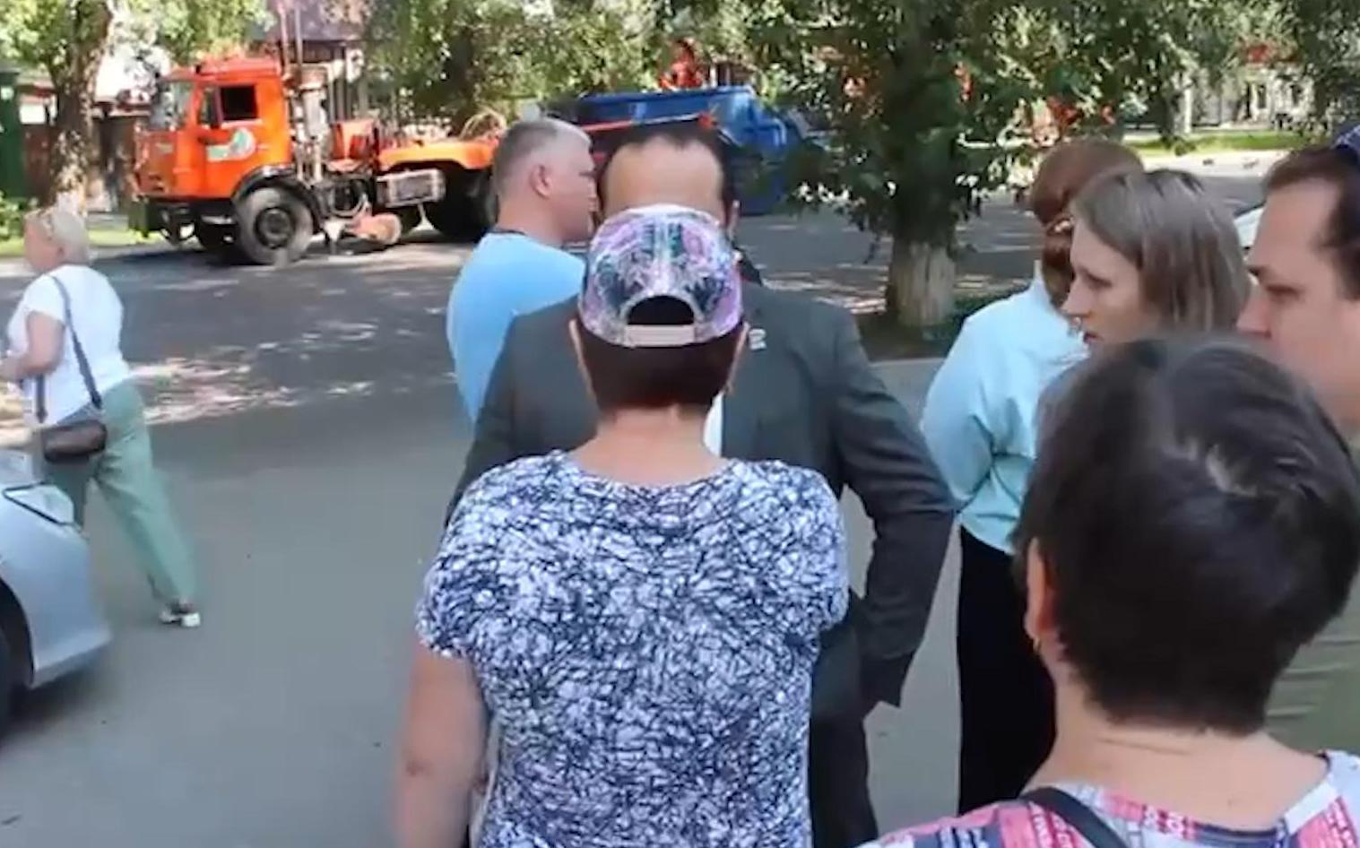 Спикер-гордумы-Томска-объяснил-ругань-матом-на-встрече-с-жителями