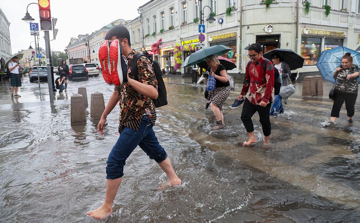 Москвичам-пообещали-дожди-с-водой-по-колено