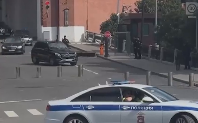 Кортеж-Уиткоффа-покинул-Кремль-после-переговоров-с-Путиным