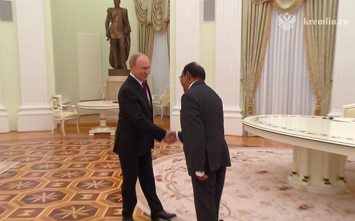 Путин-встретился-с-советником-премьер-министра-Индии-по-нацбезопасности