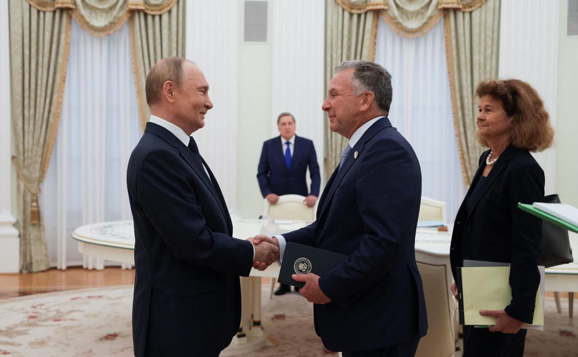 Уиткофф-расскажет-представителям-Украины-и-Европы-о-встрече-с-Путиным