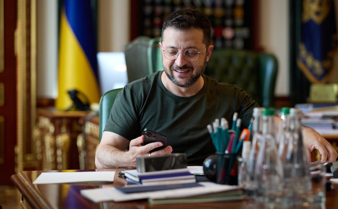 Зеленский-поговорил-с-президентами-Азербайджана-и-Казахстана