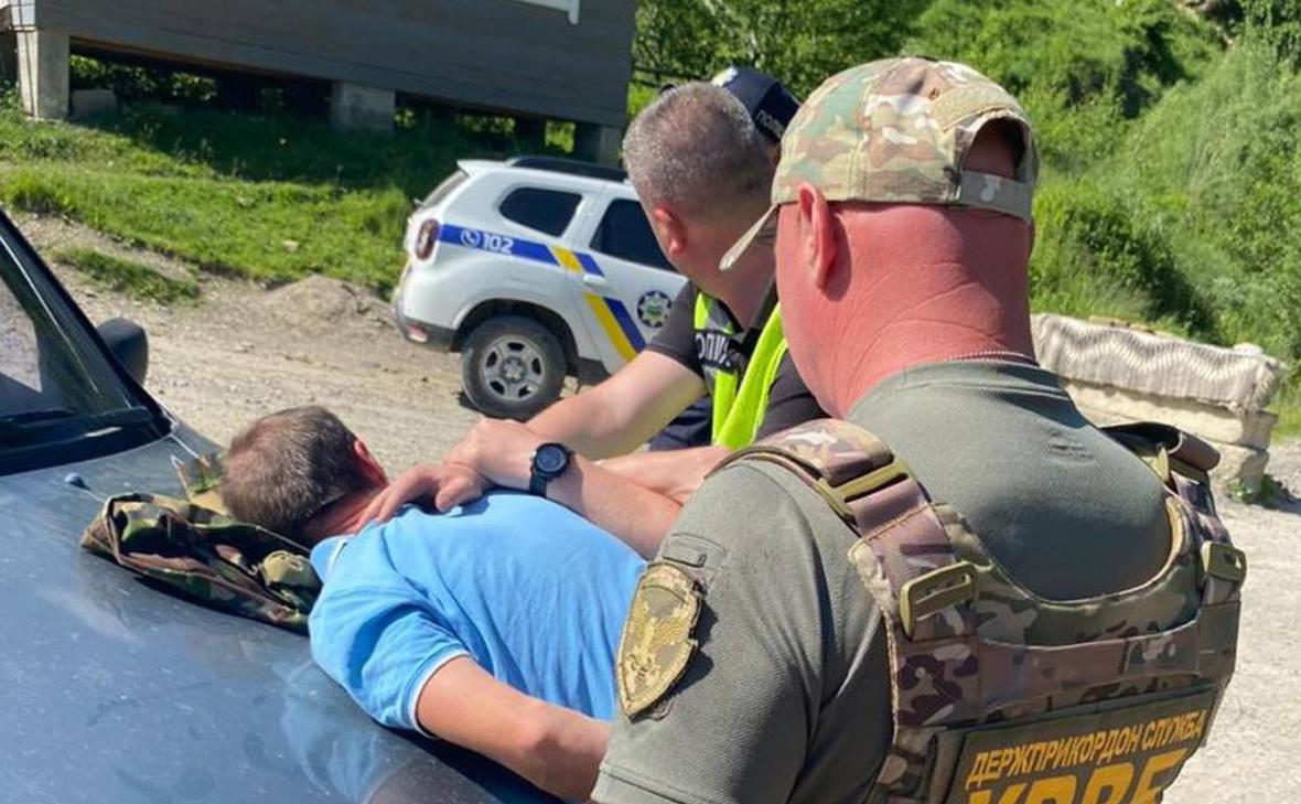 Погранслужба-Украины-заявила-о-вреде-имиджу-страны-из-за-уезжающих-мужчин